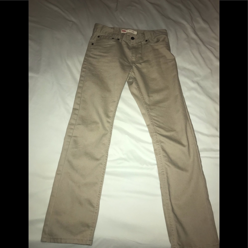 Khaki levi’s 511 fit. 28x28 skinny